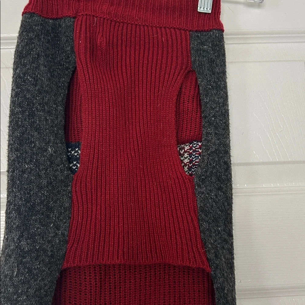 Eddie Bauer Dog sweater Charcoal Knit with American Flag & Red Trim size Large